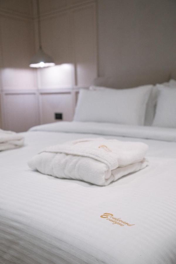 Boulevard Boutique Aparthotel Корча Екстериор снимка