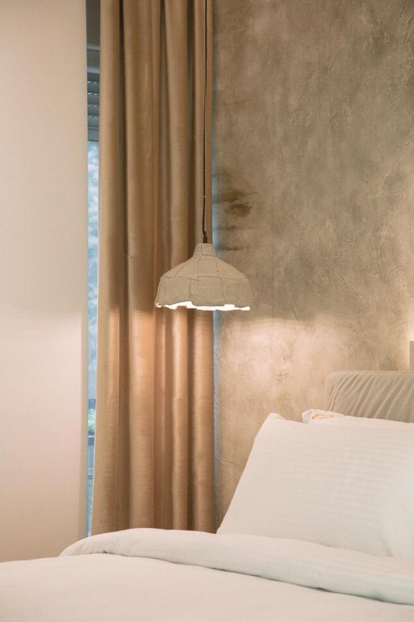 Boulevard Boutique Aparthotel Корча Екстериор снимка