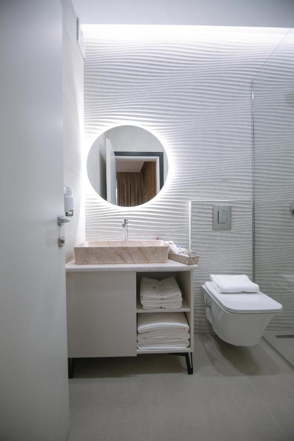 Boulevard Boutique Aparthotel Корча Екстериор снимка