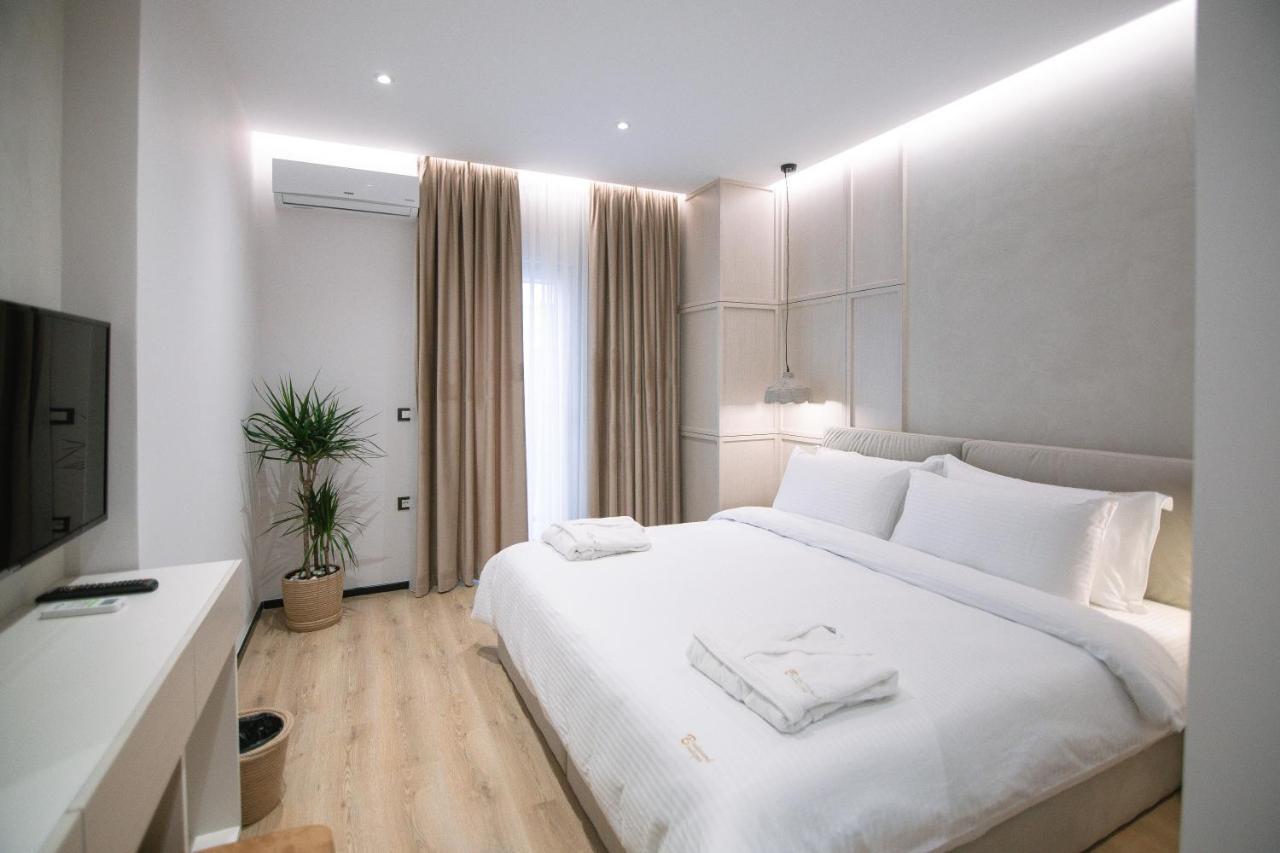 Boulevard Boutique Aparthotel Корча Екстериор снимка