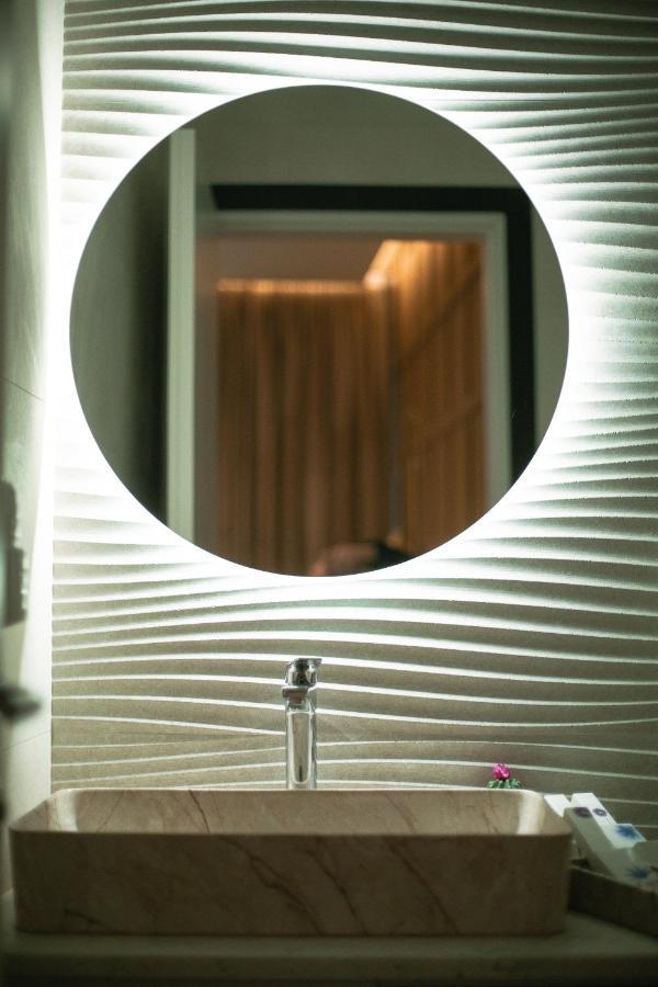 Boulevard Boutique Aparthotel Корча Екстериор снимка