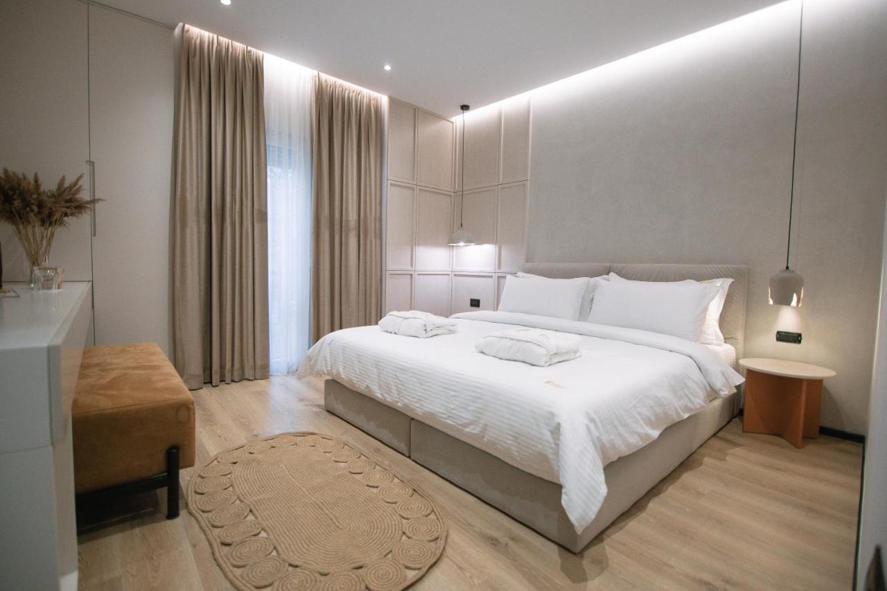 Boulevard Boutique Aparthotel Корча Екстериор снимка