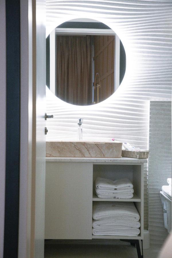 Boulevard Boutique Aparthotel Корча Екстериор снимка